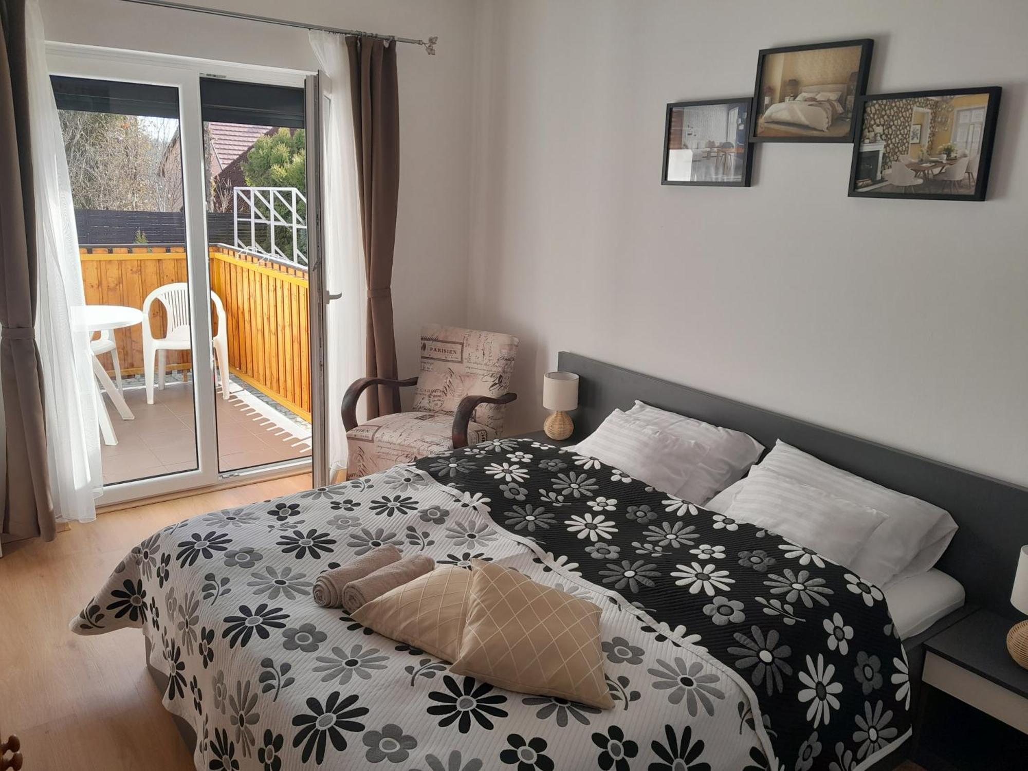 Nyirfa Apartmanhaz ザラカロシュ エクステリア 写真